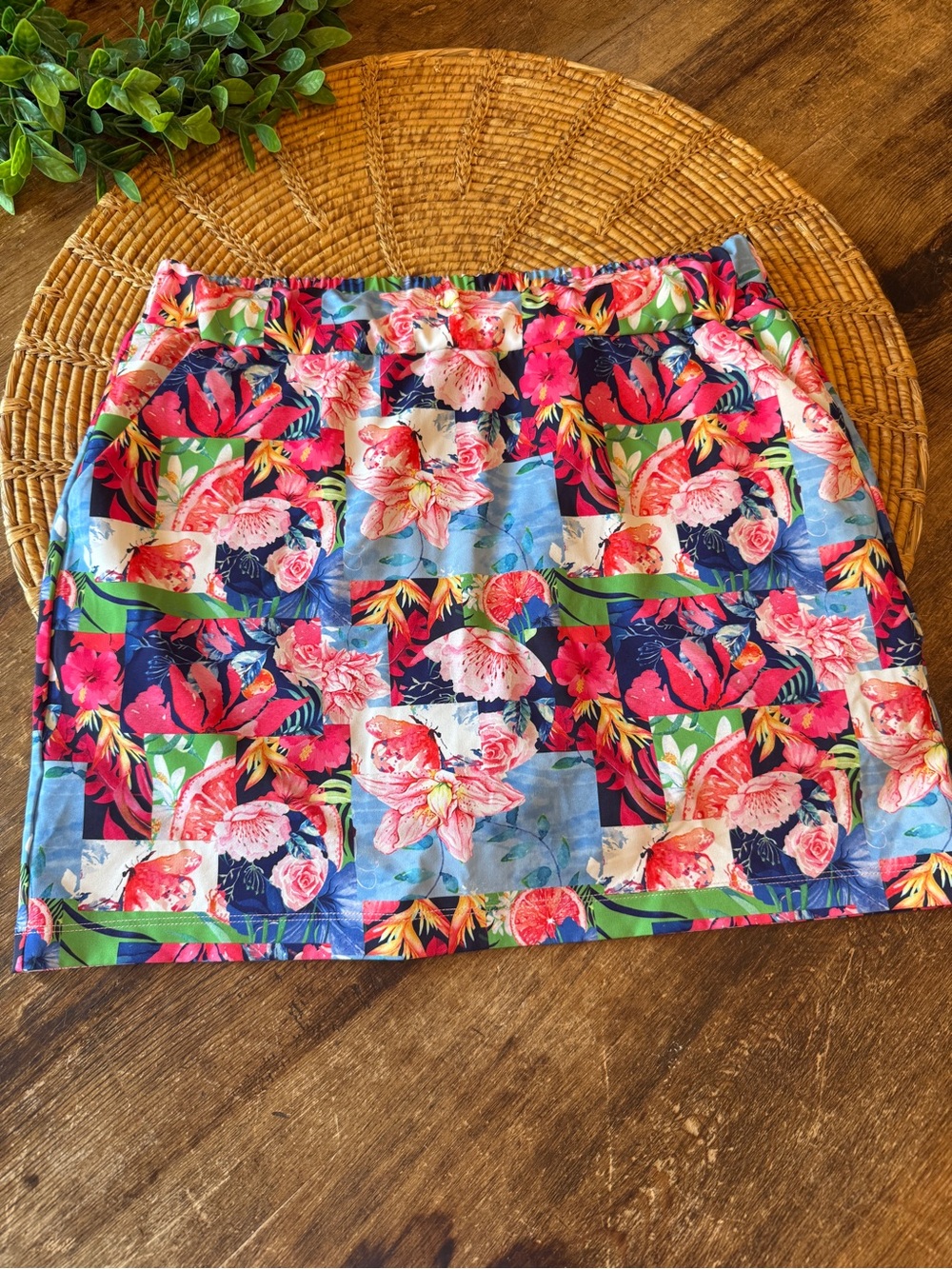 Kyodan Golf Vibrant Tropical Floral Print Mini Skort - Multicolor